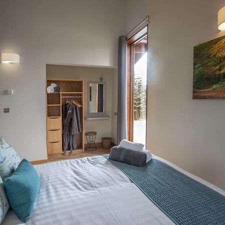 Blackwood Forest Cabins - Forest Holidays Popham Exteriér fotografie