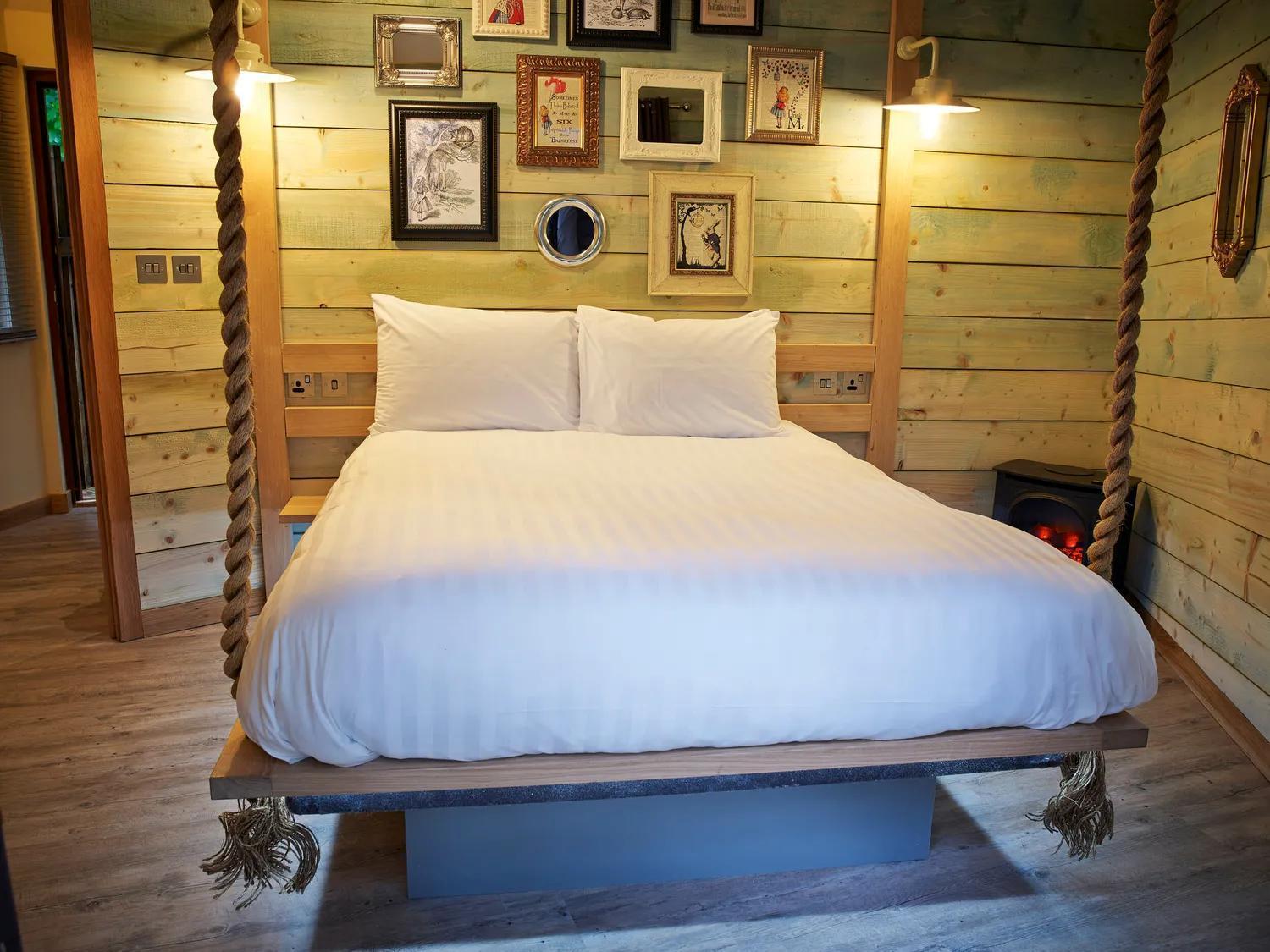 Blackwood Forest Cabins - Forest Holidays Popham Exteriér fotografie
